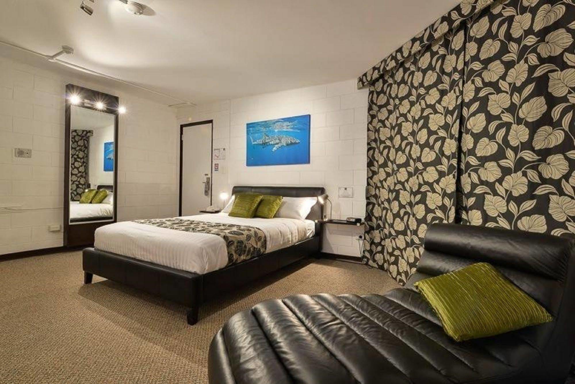 Sea Breeze Resort إكسماوث المظهر الخارجي الصورة